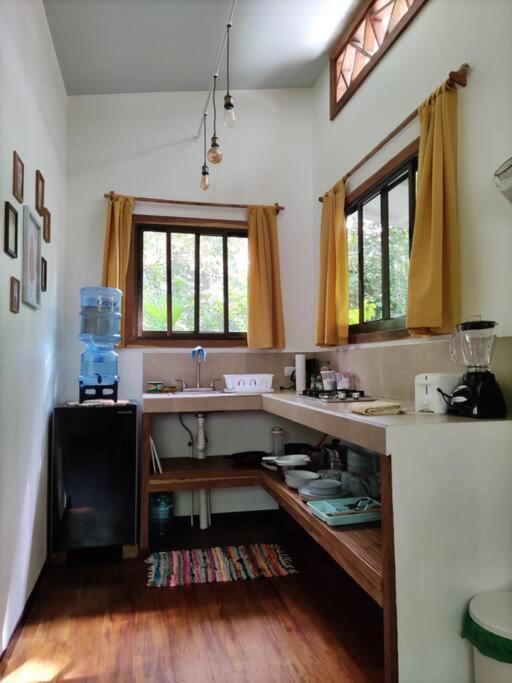 Little Yemanja Bungalow Puerto Viejo de Talamanca Екстер'єр фото